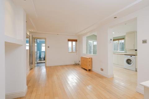 2 Ridley Road, London, SW19 1EU