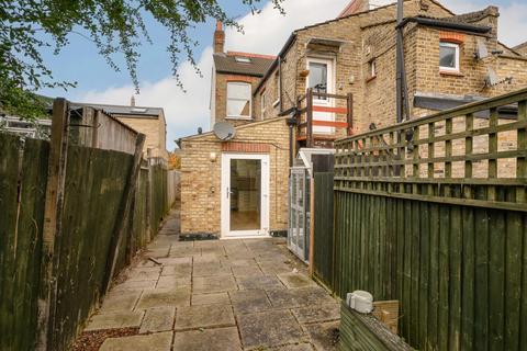 2 Ridley Road, London, SW19 1EU