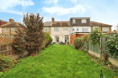 3 bedroom terraced house for sale, Dawlish Drive, Ilford IG3