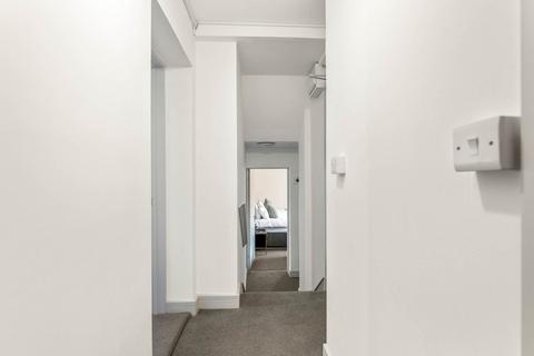 undefined, Old Bank Hse 2 Brocklesby