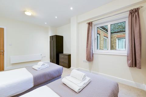undefined, MH Victoria Hse 04