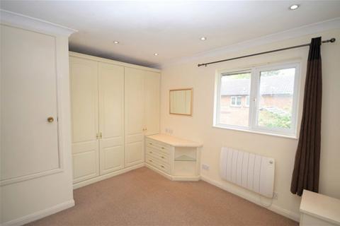 1 bedroom house to rent, The Leys, St Albans