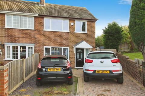 3 bedroom semi-detached house for sale, Springfield Avenue, West Yorkshire WF8