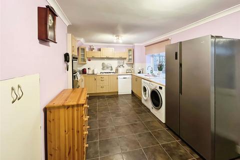 3 bedroom end of terrace house for sale, Wildey Road, Warwickshire CV12