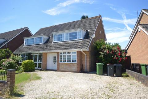 3 bedroom semi-detached house to rent, Manse Close, Coventry CV7