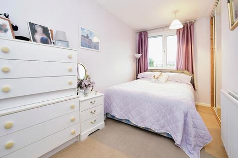 10 Hazlebarrow Crescent, Sheffield, S8 8AQ