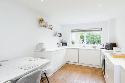 26 Caxton Close, Hartley, Longfield, DA3 7DL