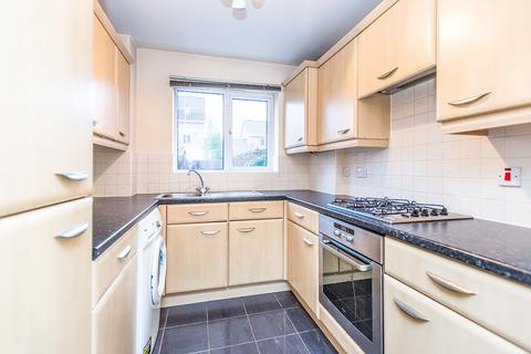 2 bedroom flat to rent, Garrington Road, Worcestershire B60