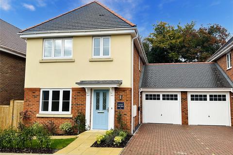 3 bedroom link detached house for sale, Chiltern View, Castlefield, Preston, SG4