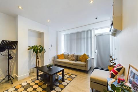 53 Albert Road, Romford, RM1 2PS