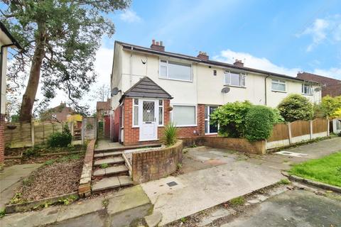 2 bedroom end of terrace house for sale, Wilbraham Road, Manchester M28