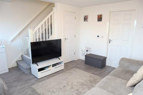 22 Caledonian Crescent, Law, Carluke, ML8 5FL