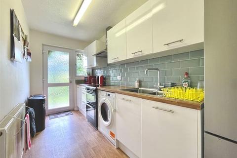 1 bedroom property to rent, Deeble Close, Threemilestone, Truro