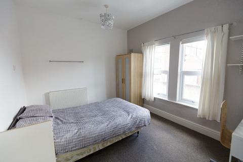 4 bedroom house share to rent, Birmingham B16