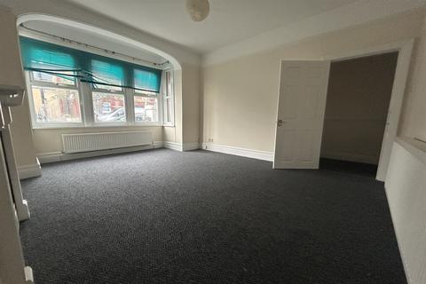 2 bedroom property to rent, 2 bedroom property in Southend on Sea