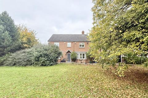 4 bedroom detached house for sale, Greenways, Barnwood GL4