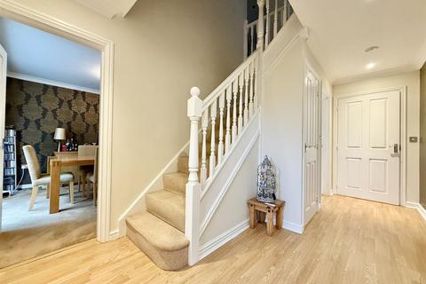 1 Greenways, Gloucester, GL4 3SA