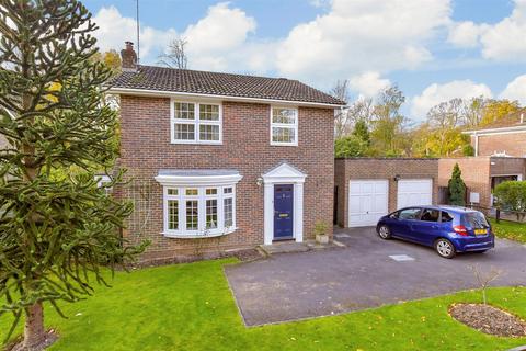 4 bedroom detached house for sale, Stanton Drive, Chichester, West Sussex