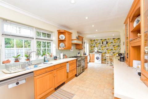 4 bedroom detached house for sale, Stanton Drive, Chichester, West Sussex