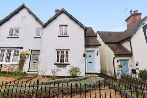 2 bedroom cottage for sale, High Street, Redhill RH1