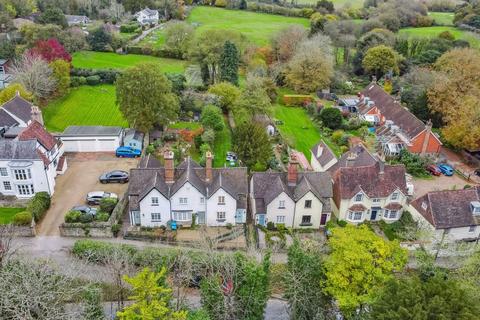 2 bedroom cottage for sale, High Street, Redhill RH1