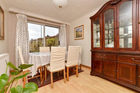2 Riverhead Drive, Sutton, SM2 6EF