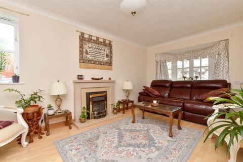 2 Riverhead Drive, Sutton, SM2 6EF