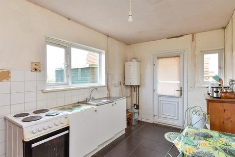 2 bedroom detached bungalow for sale, Sunview Avenue, Peacehaven, East Sussex