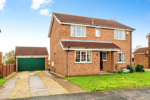 4 bedroom detached house for sale, Mayfield Drive, Brayton YO8