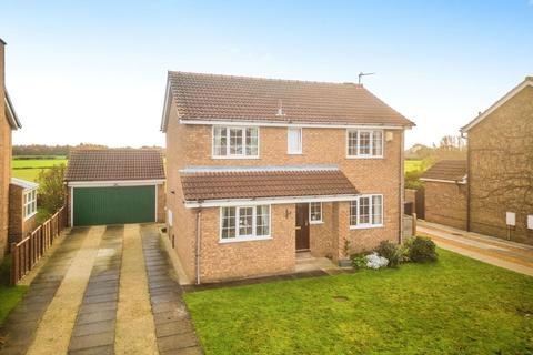 4 bedroom detached house for sale, Mayfield Drive, Brayton YO8