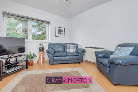 2 bedroom flat for sale, Outram Road, Addiscombe, CR0