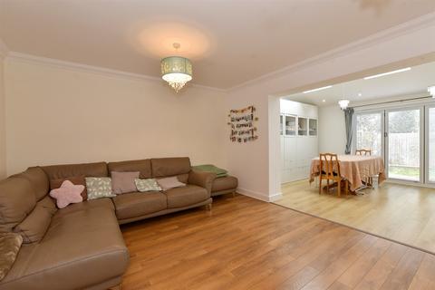 4 bedroom terraced house for sale, Charles Church Walk, Ilford, Essex