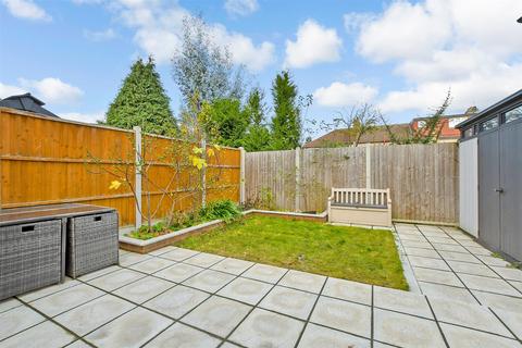 4 bedroom terraced house for sale, Charles Church Walk, Ilford, Essex