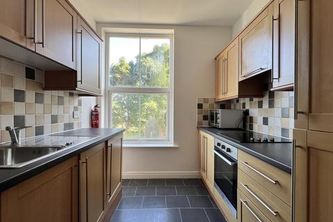 2 bedroom flat to rent, Castle Road, Scarborough