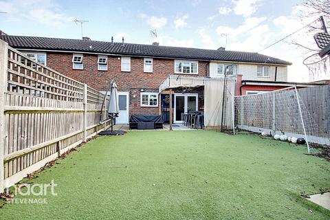 70 Barnwell, Stevenage, SG2 9SN