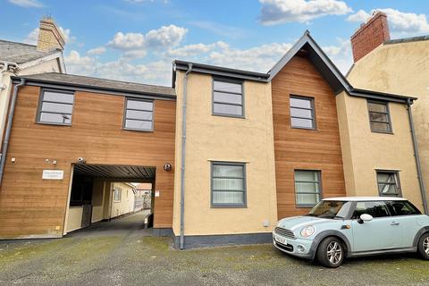 3 bedroom apartment for sale, Dolhyfryd Court, Rhuddlan Road, Abergele, Conwy, LL22 7HL