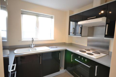 2 bedroom flat to rent, Hamlet Way, Warwickshire CV37