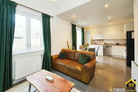 2 bedroom terraced house for sale, Barnwell Crescent, Bristol, South Gloucestershire, BS34