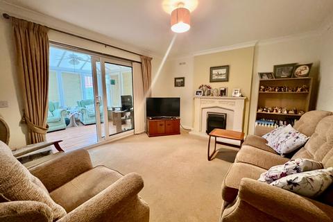 5 Berkshire Drive, Grantham, NG31 9GF