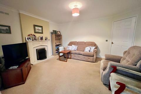 5 Berkshire Drive, Grantham, NG31 9GF