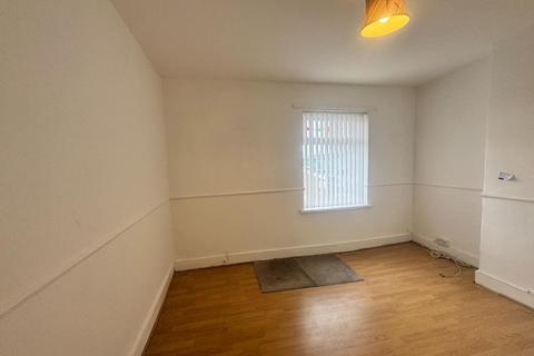 3 bedroom terraced house to rent, Pilkington Street, Middlesbrough