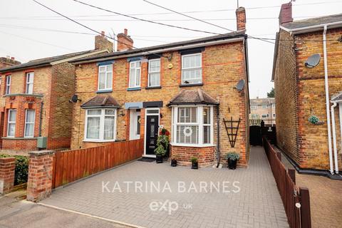 3 bedroom semi-detached house for sale, Mount Road, Braintree CM7