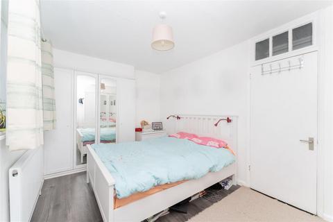 41 Templeman Road, London, W7 1AS