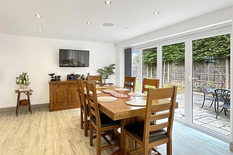 1 Town Close, Fulbourn, Cambridge, CB21 5DN