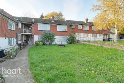 100 Balfour Grove, London, N20 0SJ