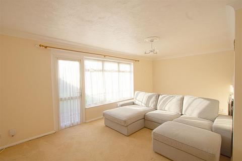 3 bedroom end of terrace house for sale, Chittock Gate, Basildon SS14