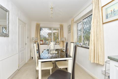 3 bedroom end of terrace house for sale, Reedland Crescent, Faversham, Kent