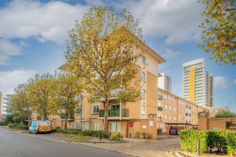 2 bedroom flat for sale, Keel Court, Docklands E14