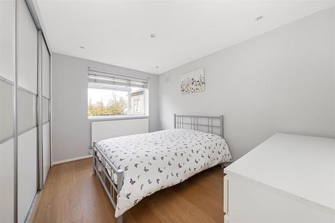 2 bedroom apartment for sale, Rectory Lane, Wallington SM6