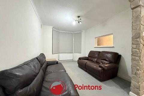 3 bedroom end of terrace house to rent, Poitiers Road, Cheylesmore, CV3 5JX